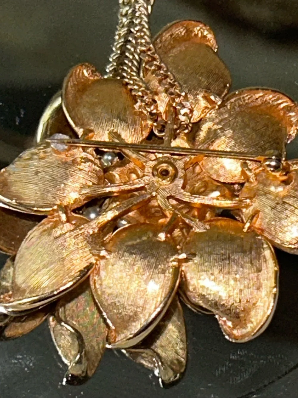 RARE VINTAGE LARGE GOLD TONE BROOCH Flower Starburst Collectible Turquoise